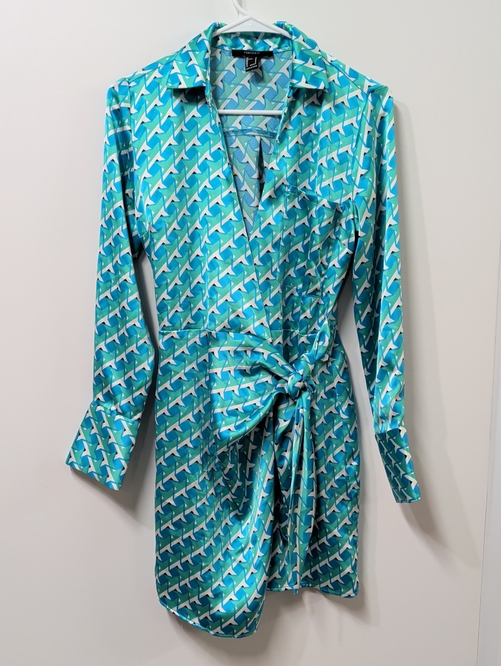 Forever 21 Aqua Turquoise Satin Wrap Mini Dress Size Small